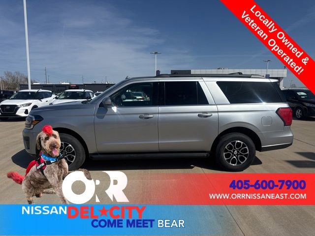 Used 2024 Ford Expedition Max XLT image 2
