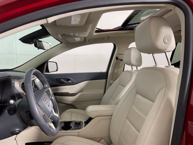 Used 2021 GMC Acadia Denali w/ Denali Ultimate Package AWD/4WD image 32