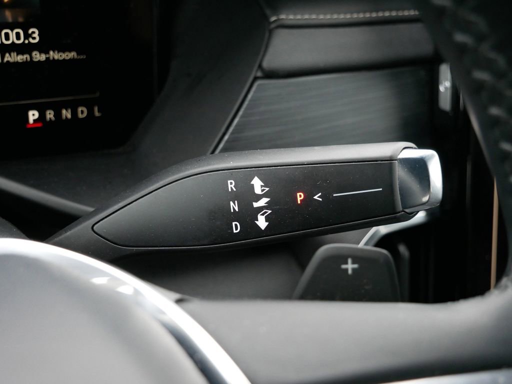 Used 2025 GMC Acadia Elevation w/ Elevation Premium Package image 25