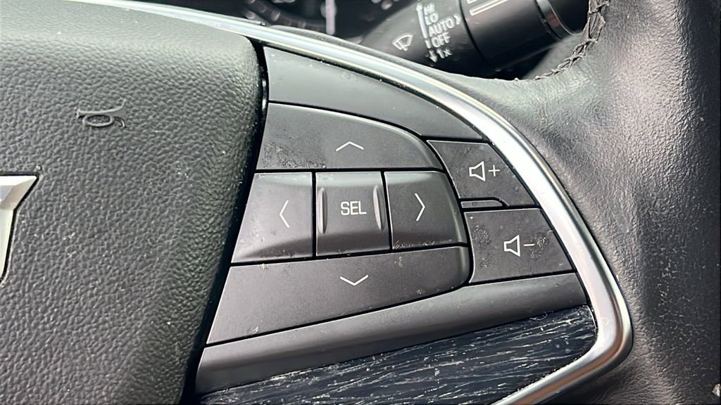 Used 2022 Cadillac XT5 Premium Luxury image 29