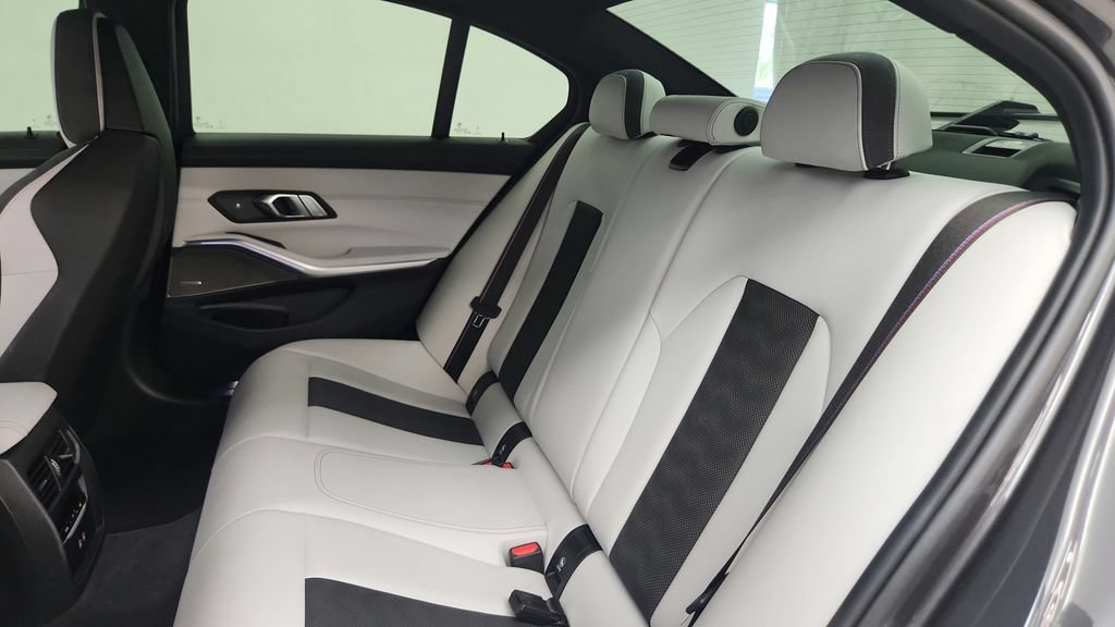 Used 2022 BMW M3 Competition w/ Executive Package AWD/4WD image 39