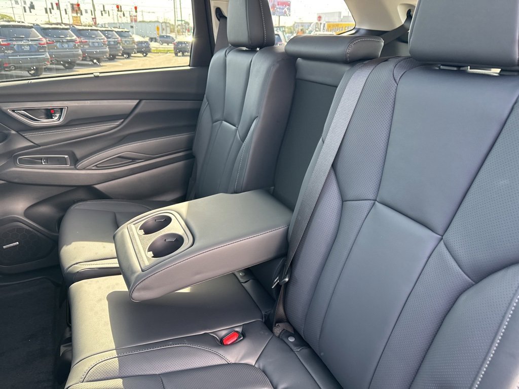 New 2025 Subaru Ascent Limited image 30