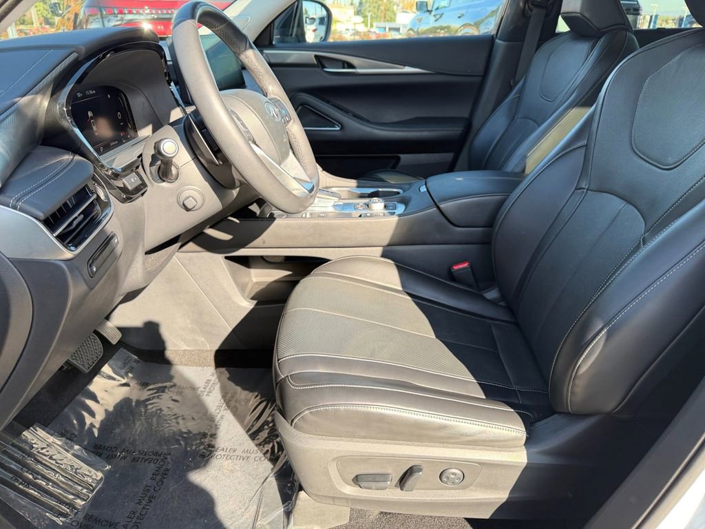 Used 2022 INFINITI QX60 Luxe w/ Performance Audio Package image 13