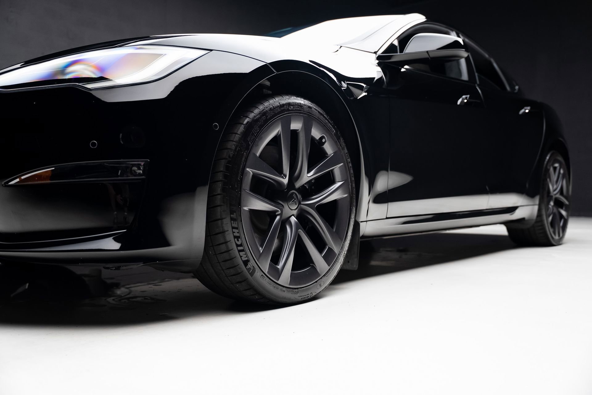 Used 2022 Tesla Model S Plaid image 68