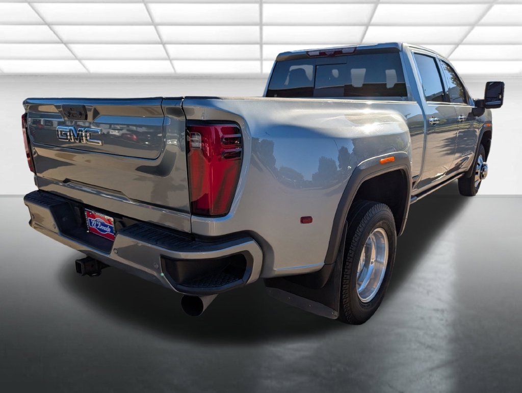 Used 2024 GMC Sierra 3500 Denali Ultimate AWD/4WD image 33