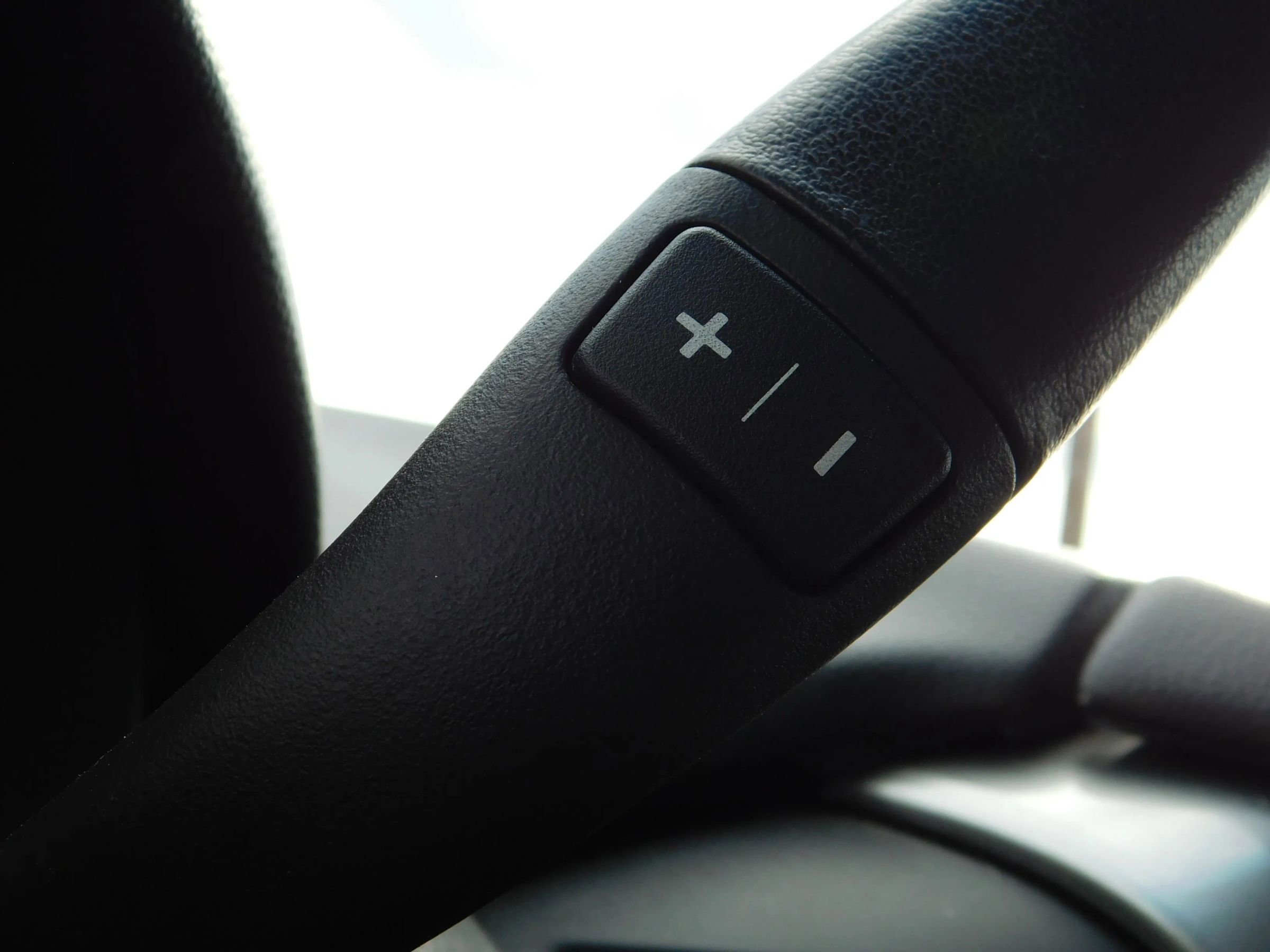 Used 2019 Chevrolet Suburban Premier w/ Premier Plus Edition AWD/4WD image 31