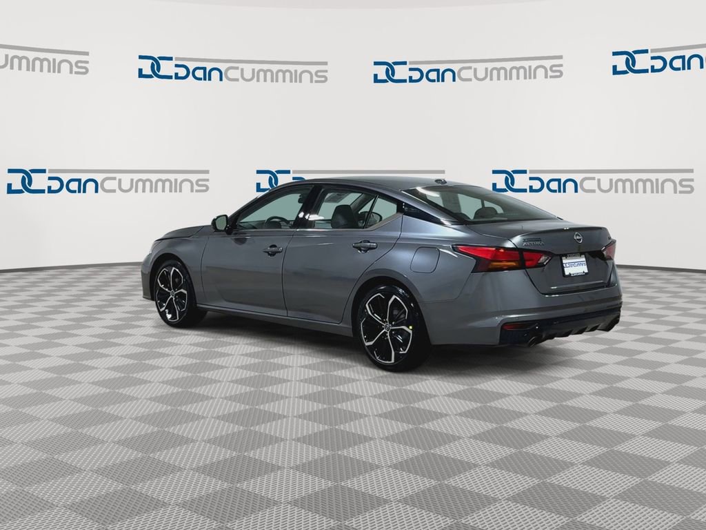 Used 2023 Nissan Altima 2.5 SR image 6