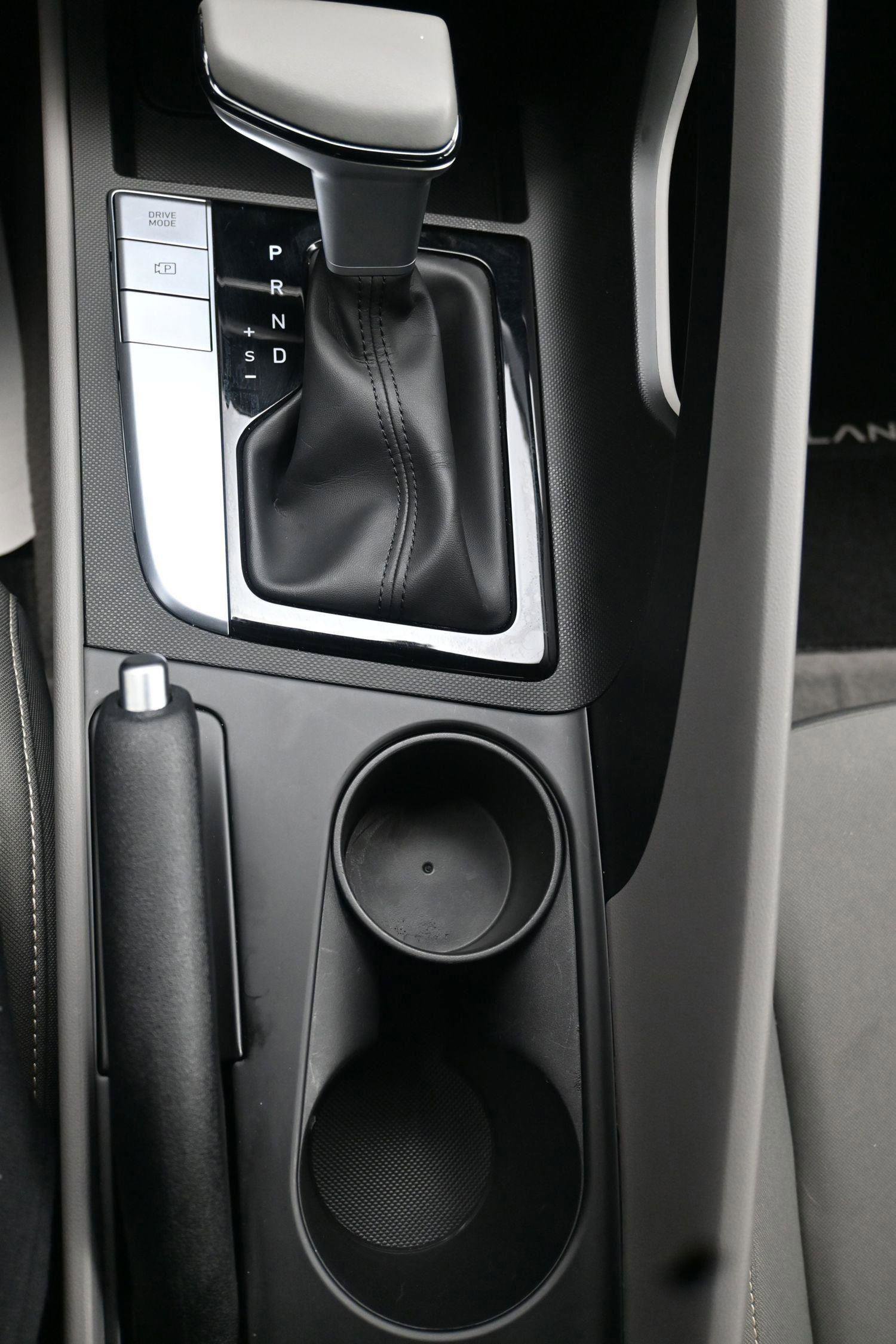 Certified 2025 Hyundai Elantra Sport image 5