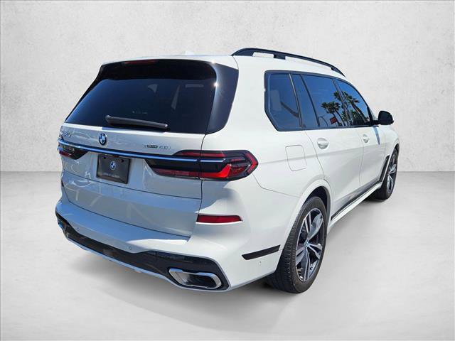 Certified 2024 BMW X7 xDrive40i w/ M Sport Package AWD/4WD image 5