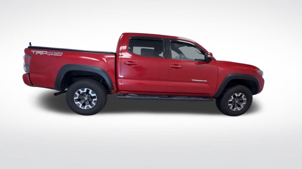 Used 2020 Toyota Tacoma TRD Off-Road w/ Technology Package AWD/4WD image 9