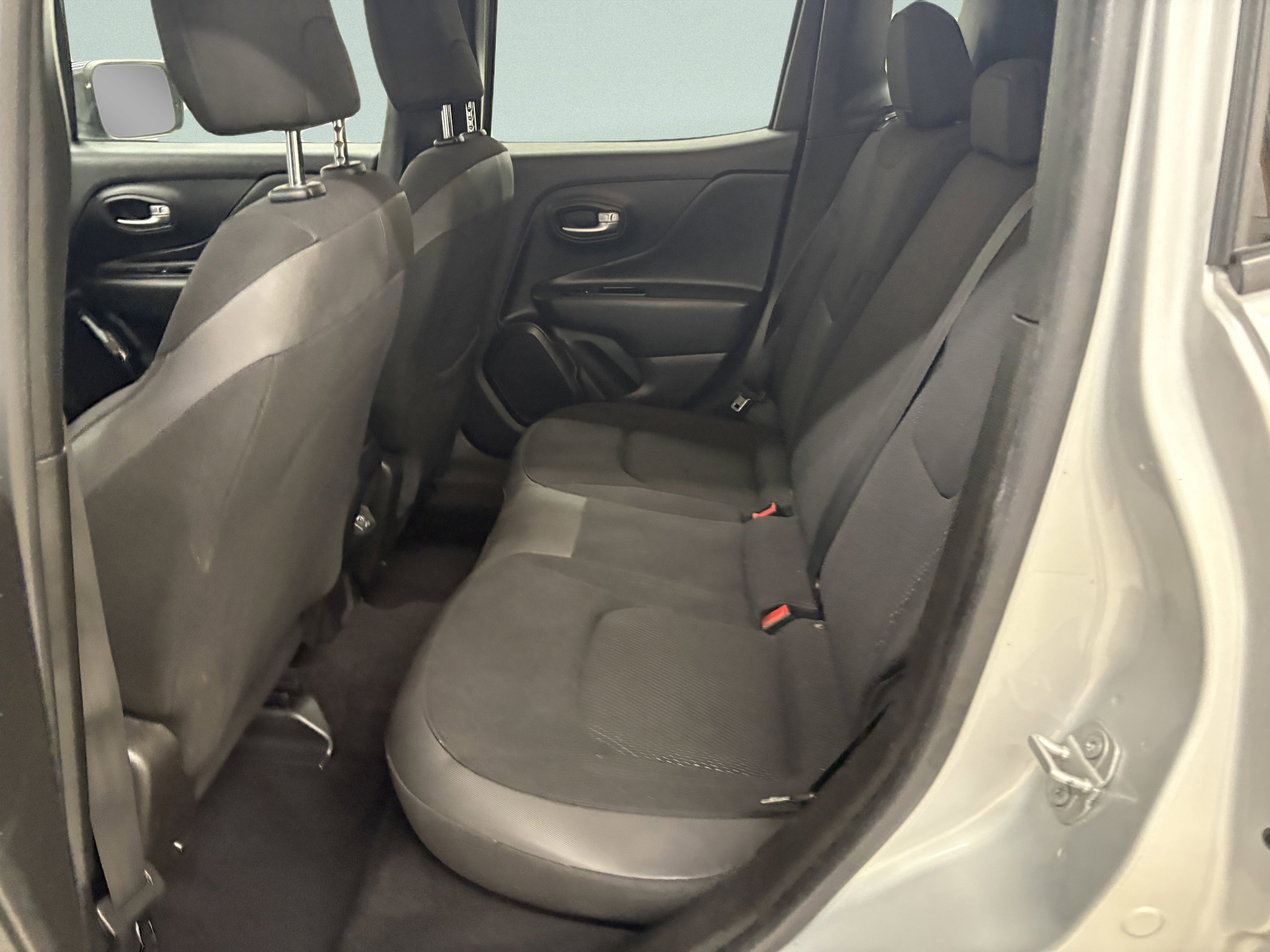 Used 2019 Jeep Renegade Altitude w/ Quick Order Package 2XM AWD/4WD image 12