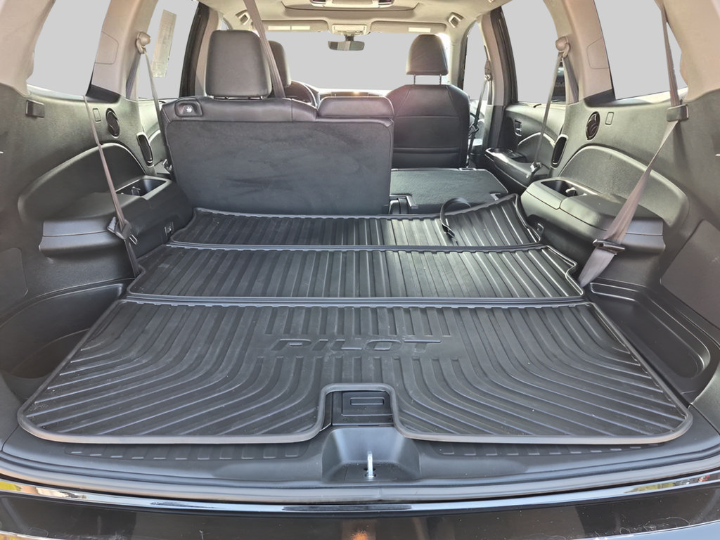 Used 2022 Honda Pilot Touring image 45