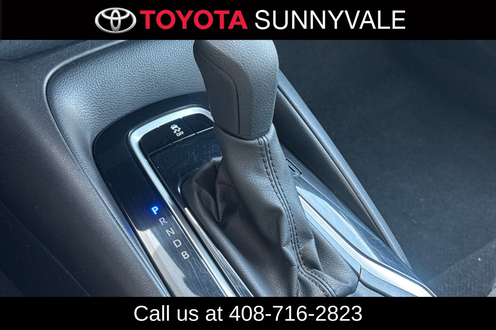 Used 2025 Toyota Corolla LE FWD image 19