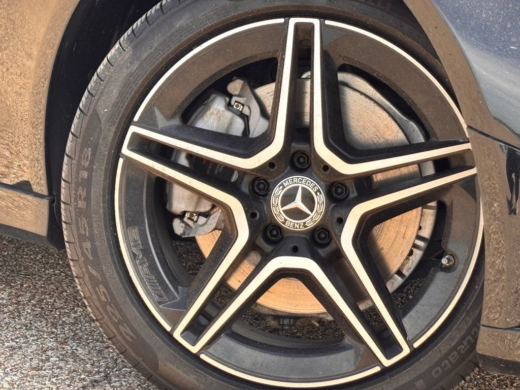 Used 2021 Mercedes-Benz C 300 4MATIC Sedan image 3