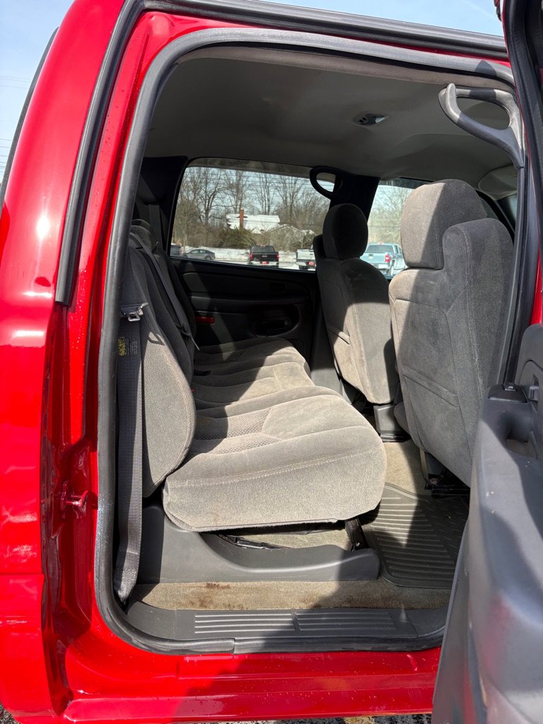 Used 2005 Chevrolet Silverado 2500 LS image 12