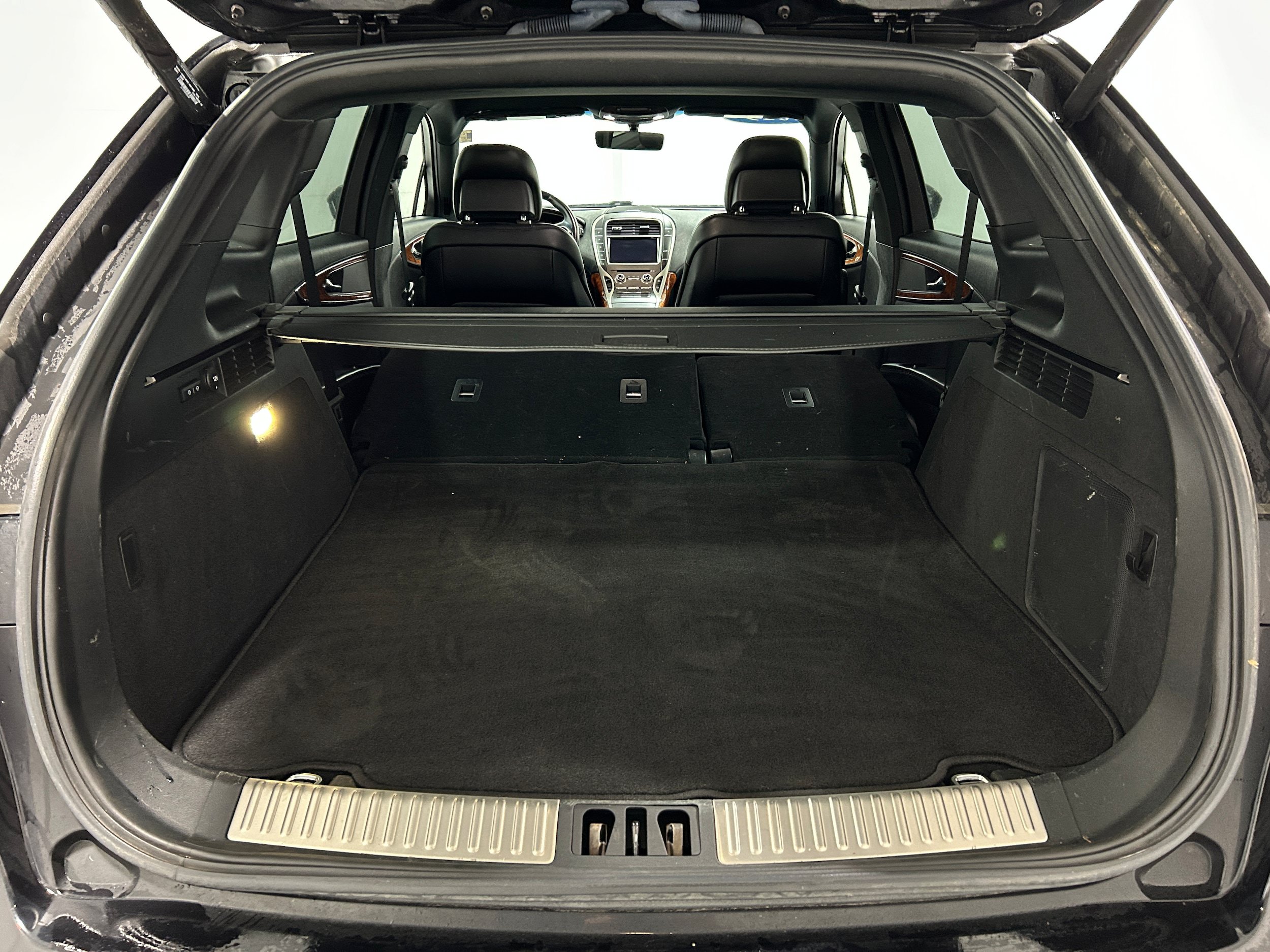 Used 2019 Lincoln Nautilus Select AWD/4WD image 27
