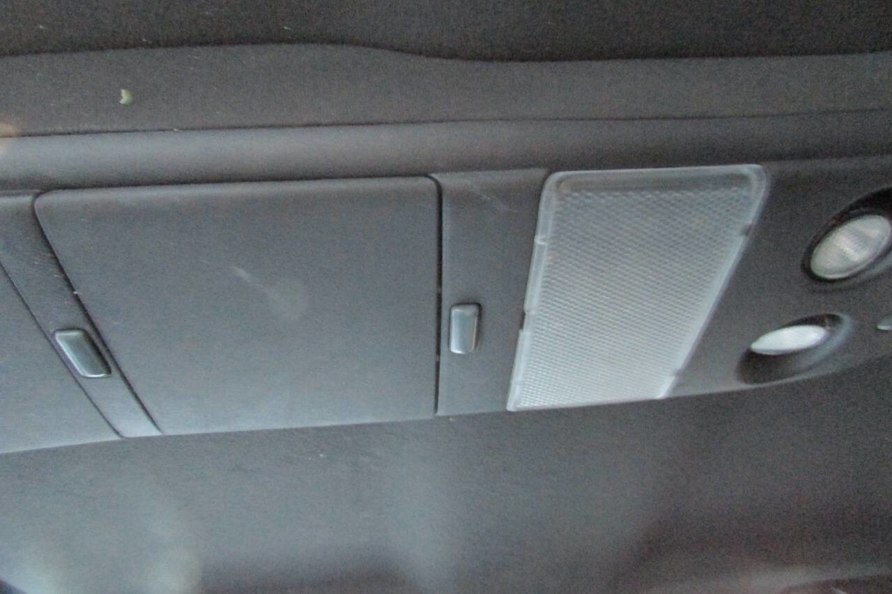 Used 2003 Chevrolet Blazer LS w/ Preferred Equipment Group image 39