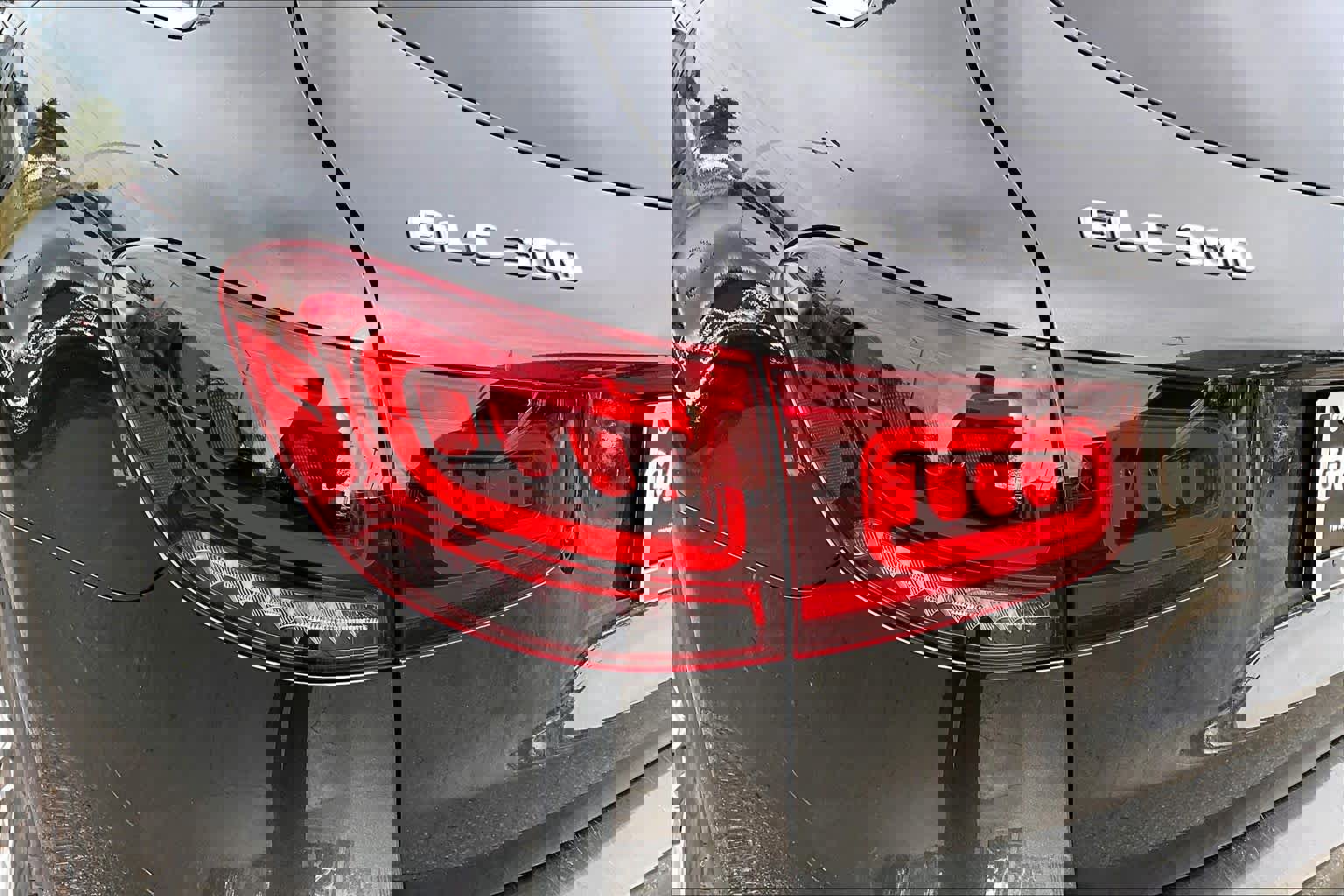 Certified 2022 Mercedes-Benz GLC 300 image 29