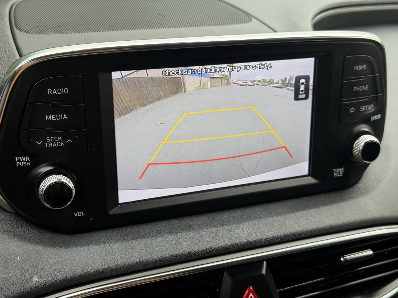 Used 2019 Hyundai Santa Fe SEL FWD image 17