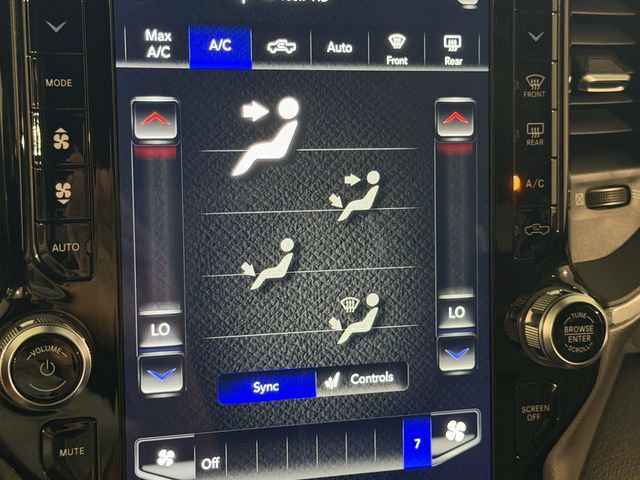 Used 2020 RAM 1500 Laramie w/ Sport Appearance Package AWD/4WD image 34