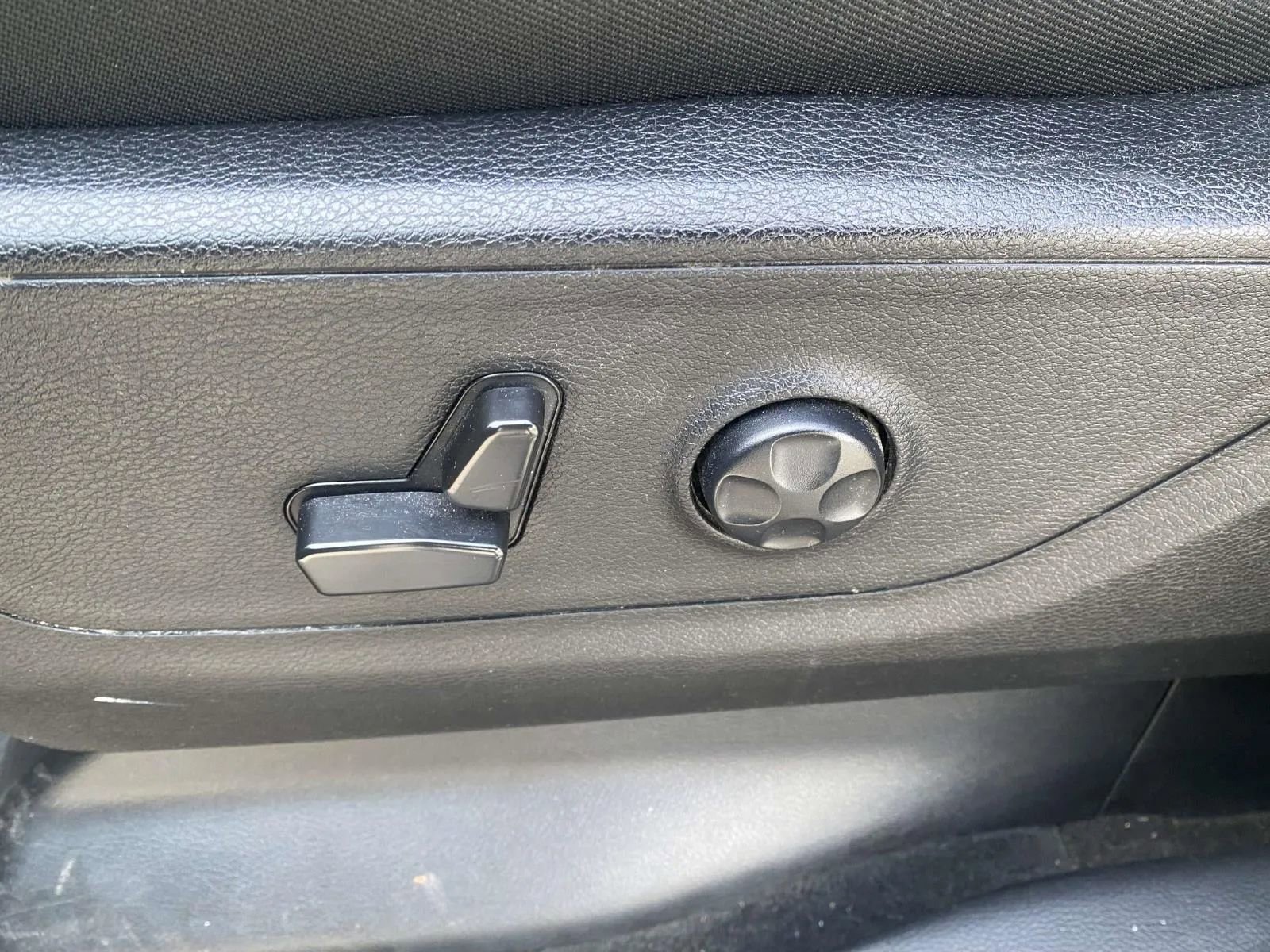 Used 2021 RAM 1500 Big Horn AWD/4WD image 19