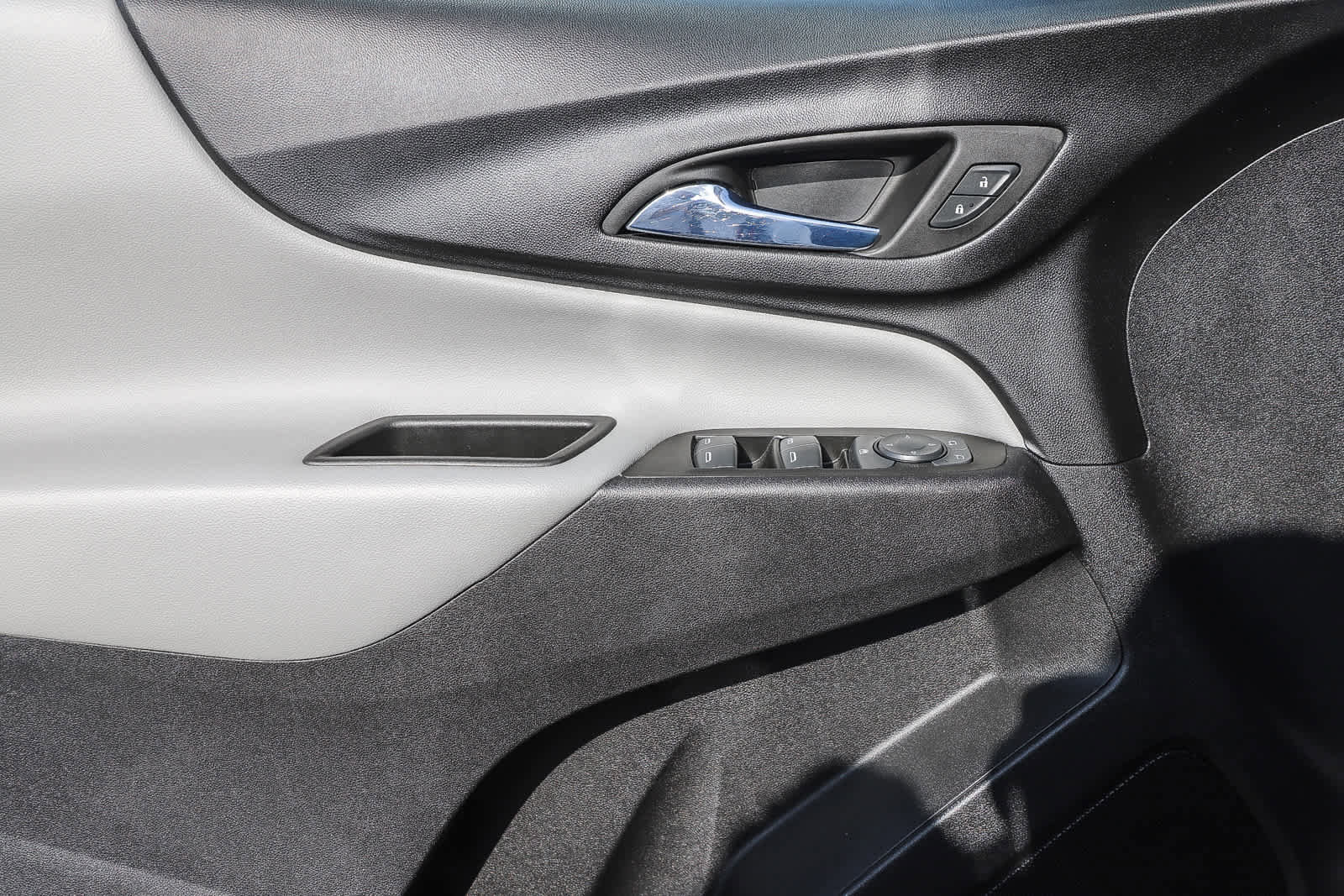 Used 2022 Chevrolet Equinox LT image 14