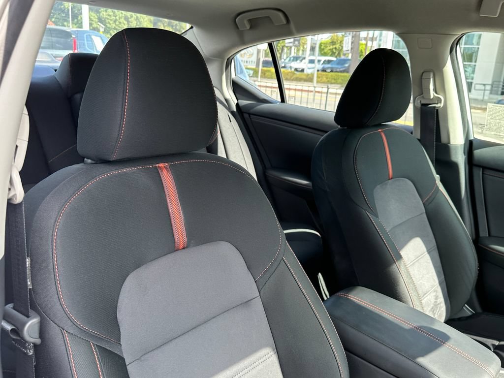 Used 2025 Nissan Sentra SR FWD image 16