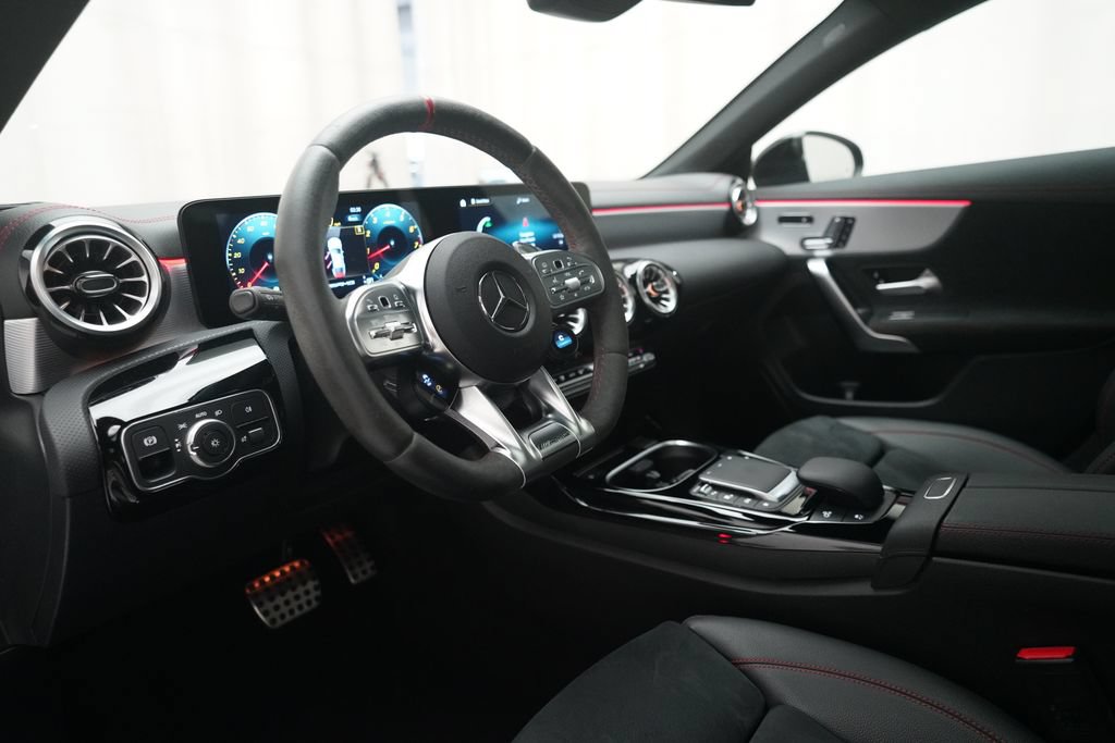 Used 2022 Mercedes-Benz CLA 35 AMG 4MATIC image 8