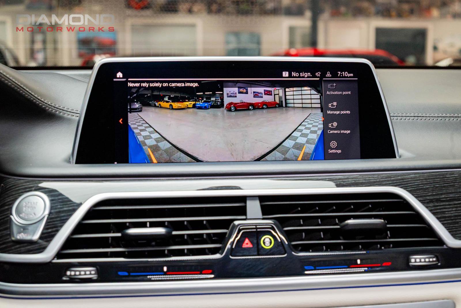 Used 2021 BMW 750i xDrive w/ Executive Package image 17