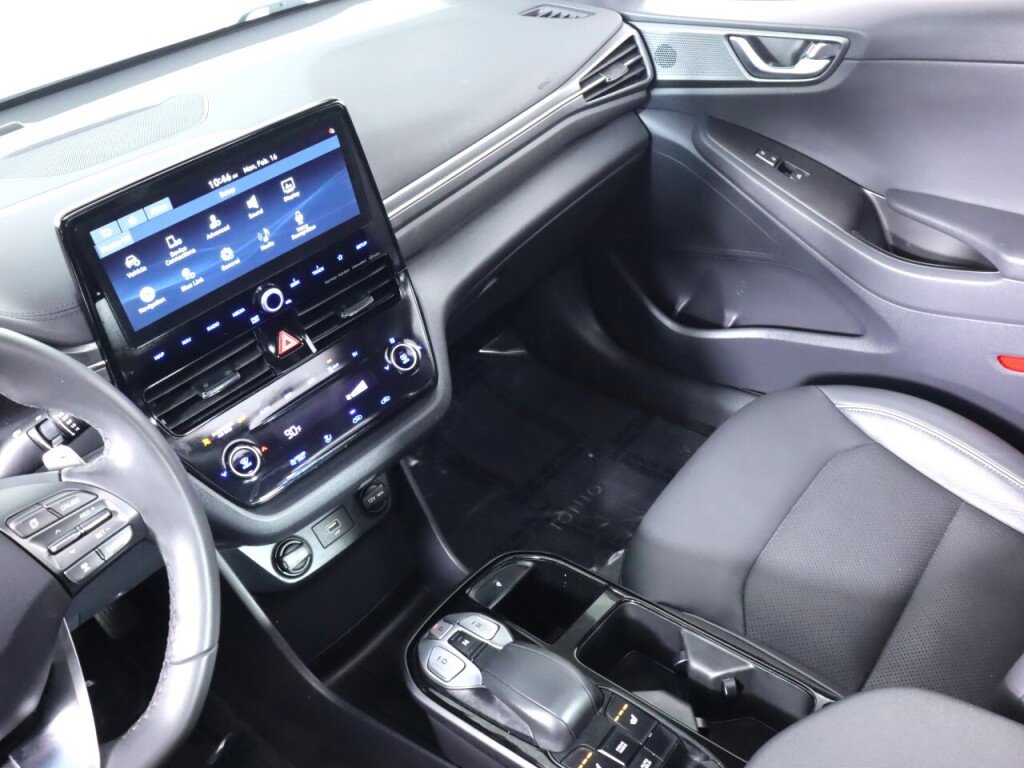 Used 2020 Hyundai Ioniq Limited image 36