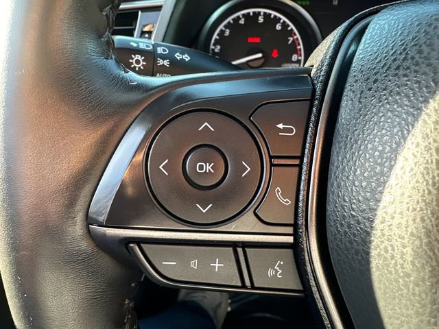 Used 2023 Toyota Camry SE w/ Cold Weather Package image 31