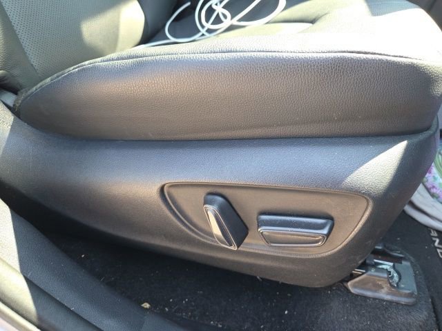 Used 2024 Toyota Grand Highlander XLE image 16