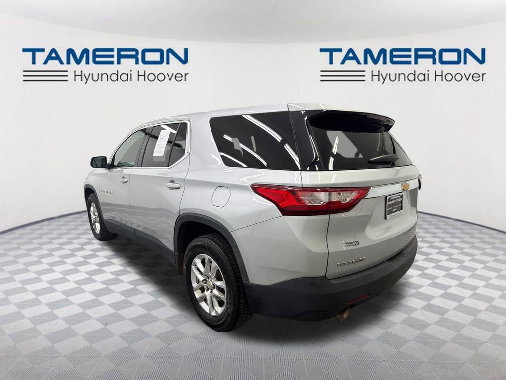 Used 2019 Chevrolet Traverse LS image 3