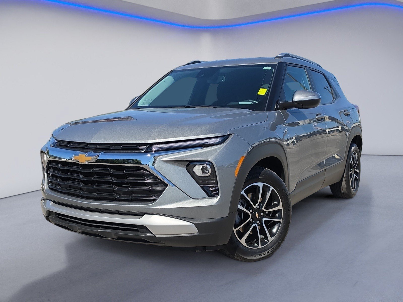 Used 2025 Chevrolet TrailBlazer LT w/ Convenience Package FWD image 2