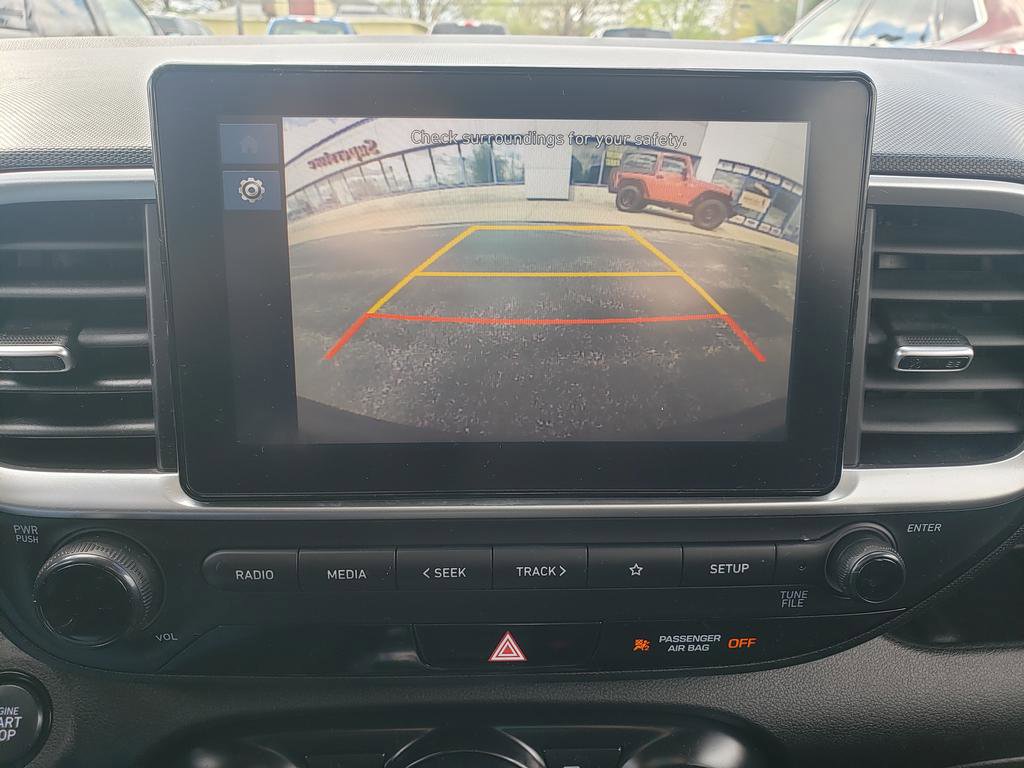 Used 2024 Hyundai Venue SEL FWD image 21