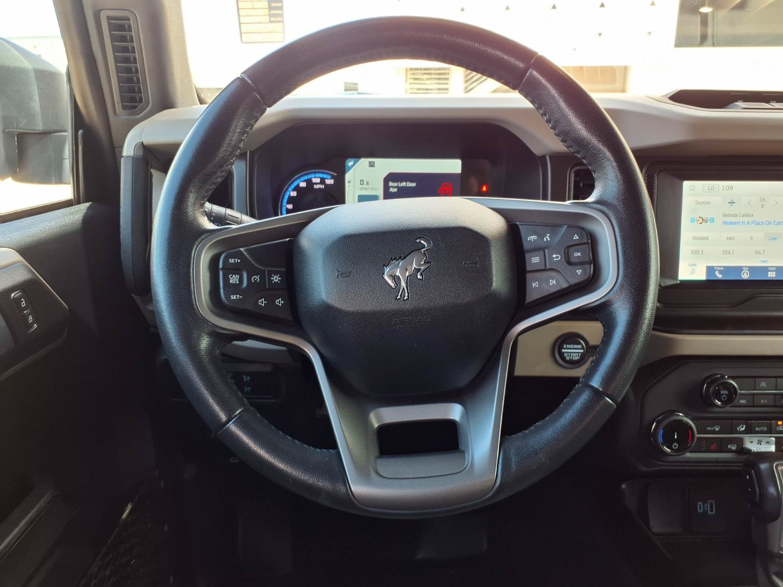 Used 2022 Ford Bronco Big Bend w/ Sasquatch Package AWD/4WD image 15