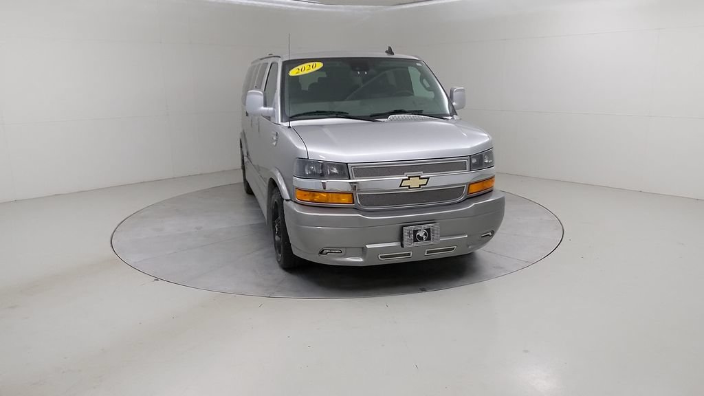 Used 2020 Chevrolet Express 2500 w/ Enhanced Convenience Package RWD image 8