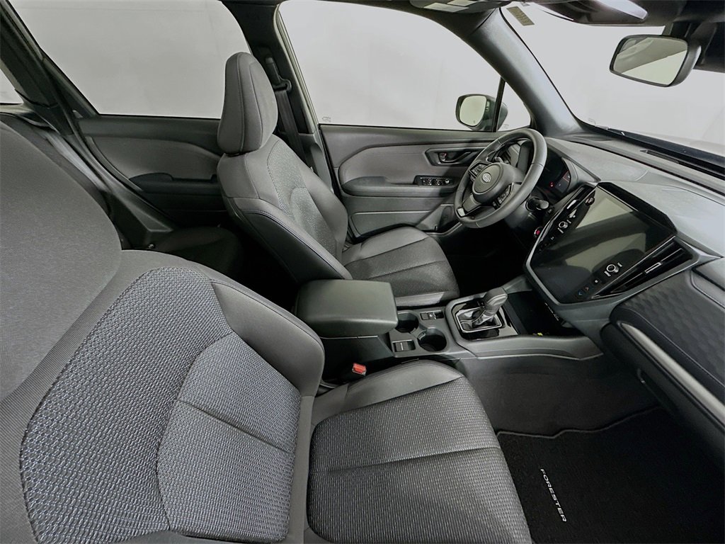 Used 2025 Subaru Forester Premium image 7