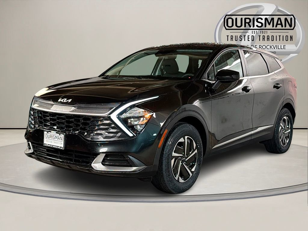 Used 2023 Kia Sportage LX image 2