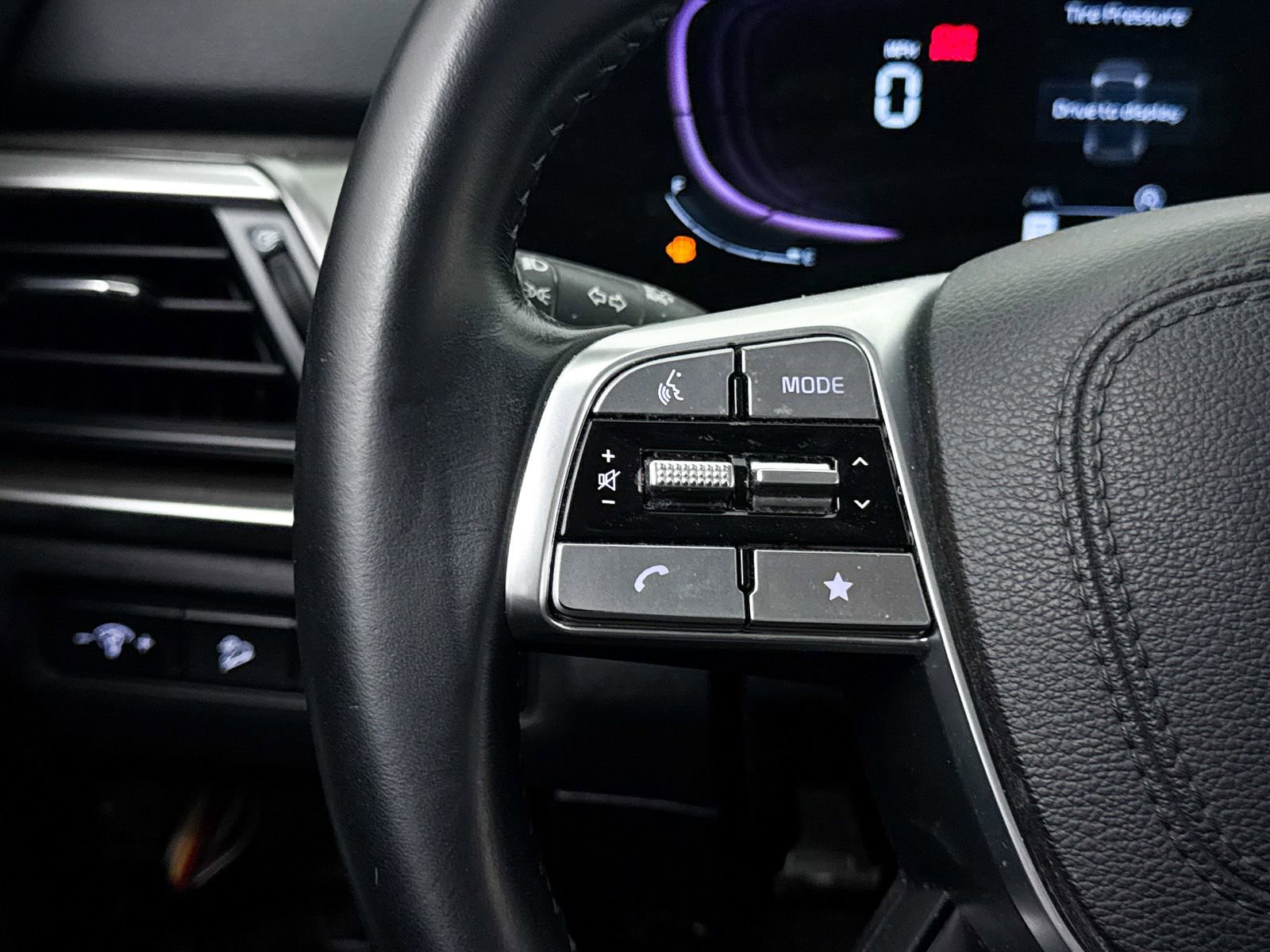 Used 2023 Kia Telluride S FWD image 36