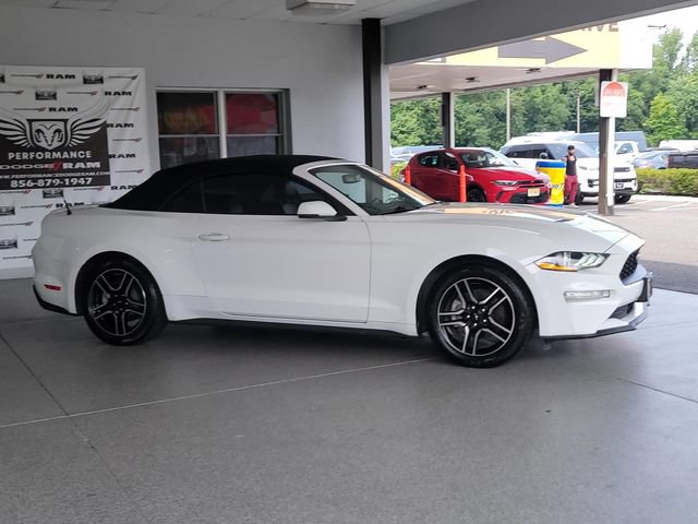 Used 2019 Ford Mustang Premium RWD image 31