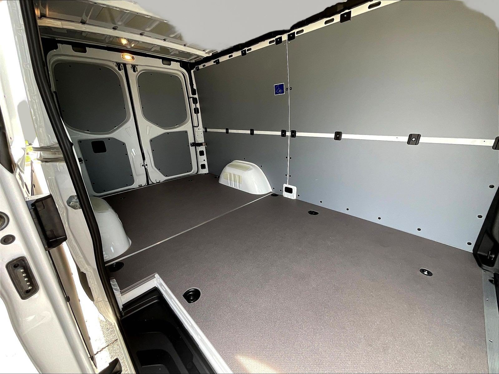 New 2026 Mercedes-Benz Sprinter 2500 image 18