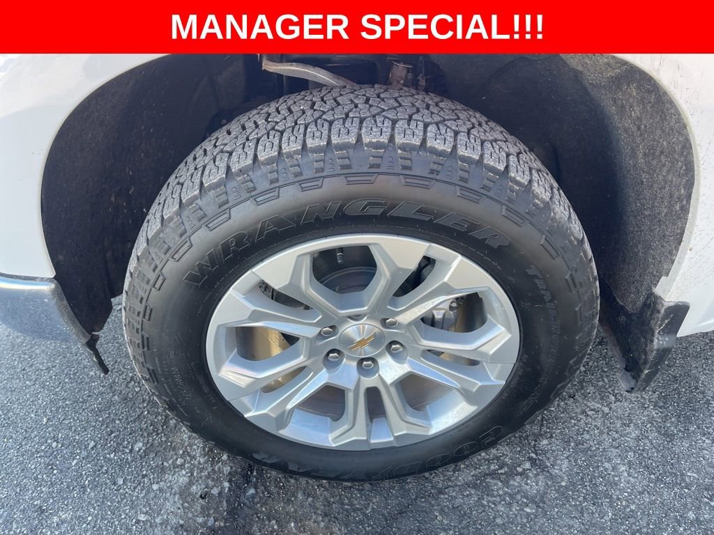 Certified 2025 Chevrolet Silverado 1500 LTZ w/ LTZ Premium Package image 9