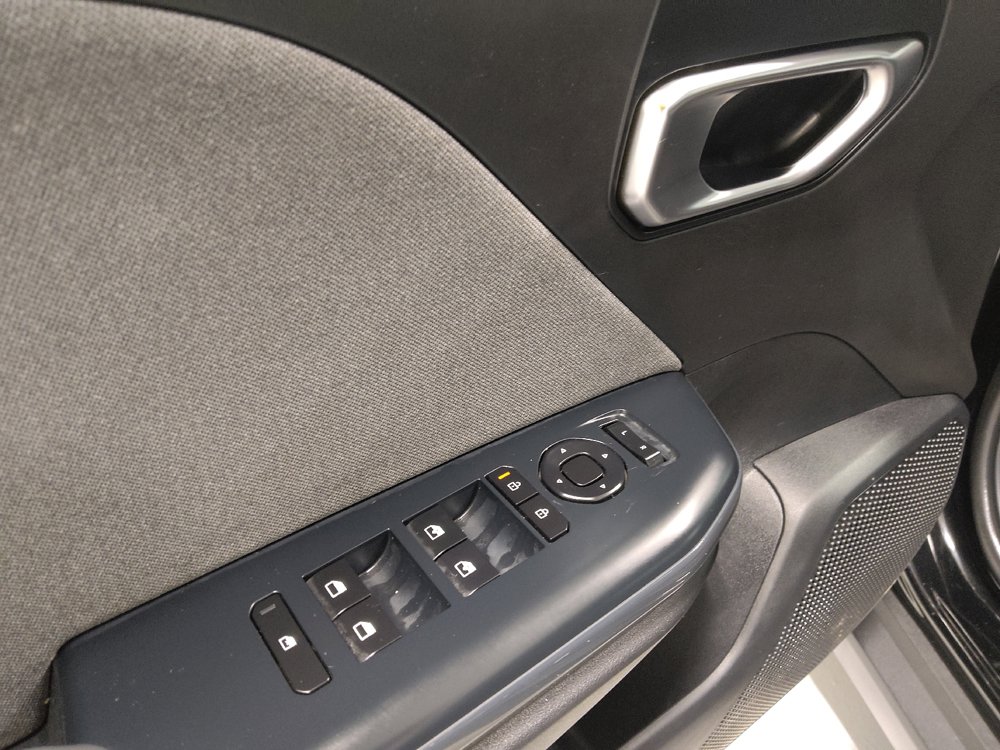 Used 2025 Kia K4 EX FWD image 27