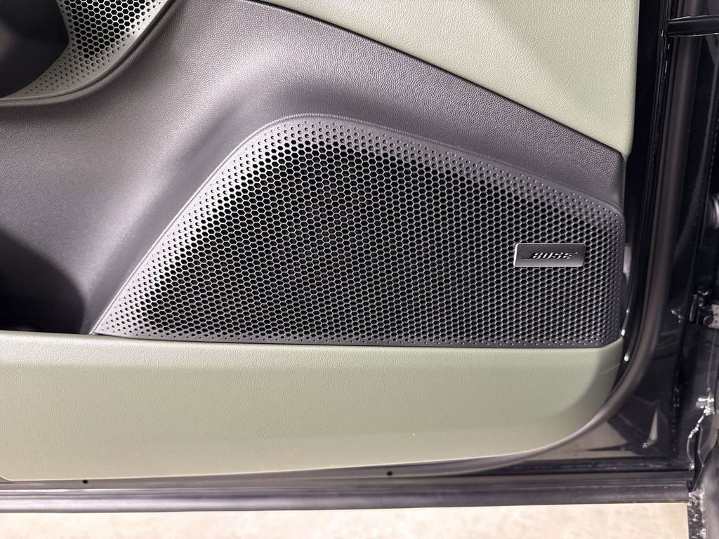 New 2026 Porsche Macan 4 Electric AWD/4WD image 35