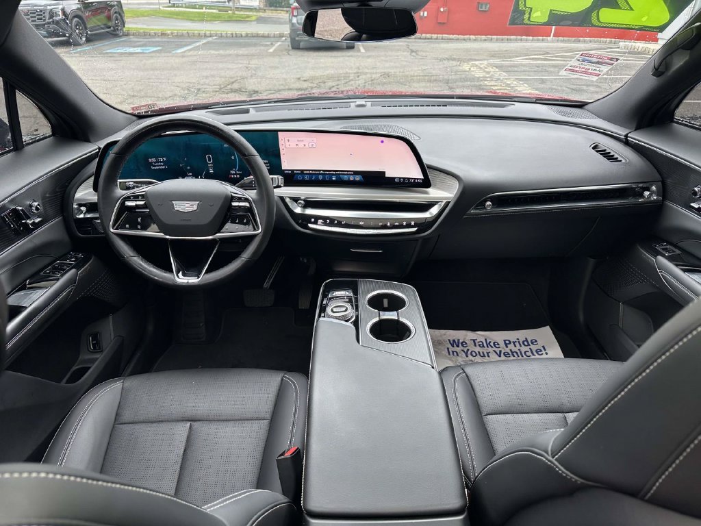Used 2024 Cadillac Lyriq Sport RWD image 13