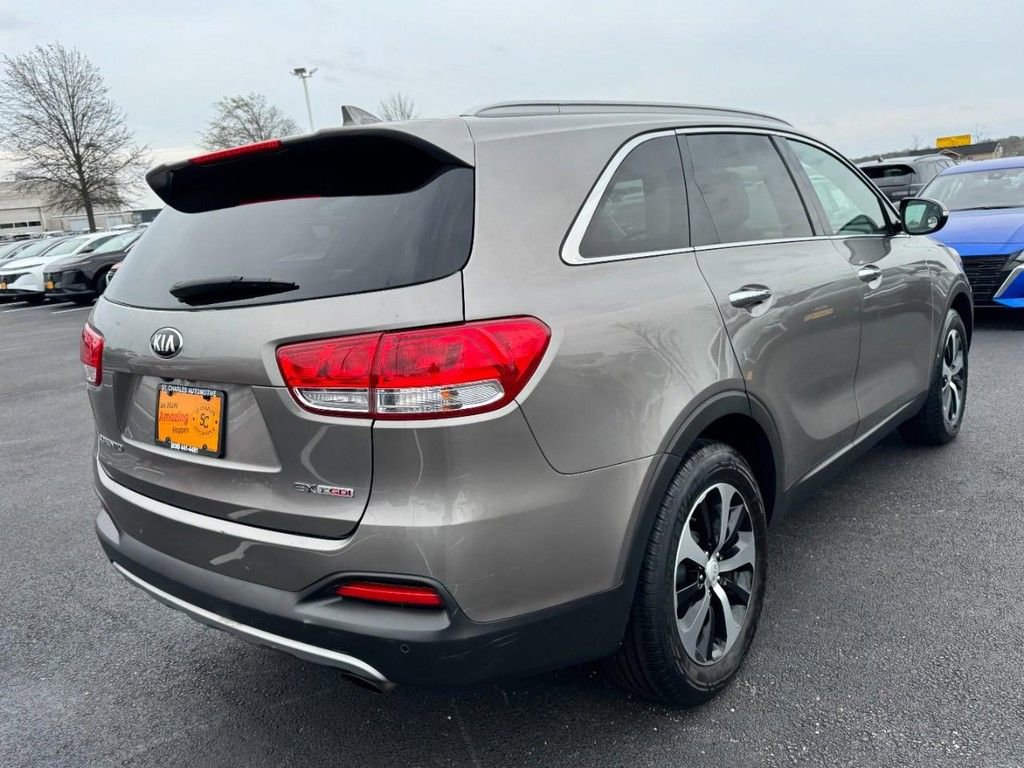 Used 2016 Kia Sorento EX w/ EX Premium Package image 3
