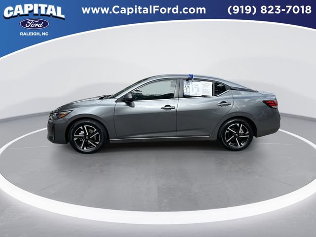 Used 2025 Nissan Sentra SV FWD image 5
