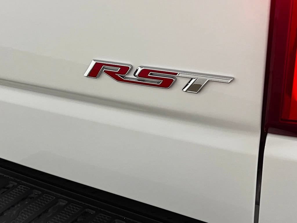 New 2026 Chevrolet Silverado 1500 RST w/ Convenience Package II AWD/4WD image 7