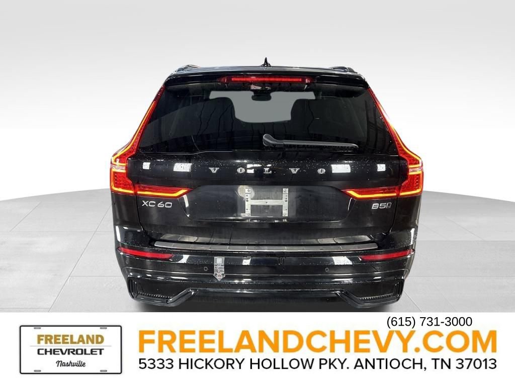 Used 2023 Volvo XC60 B5 Plus image 5